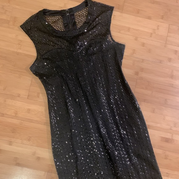 Express Dresses & Skirts - Express little black party dress
